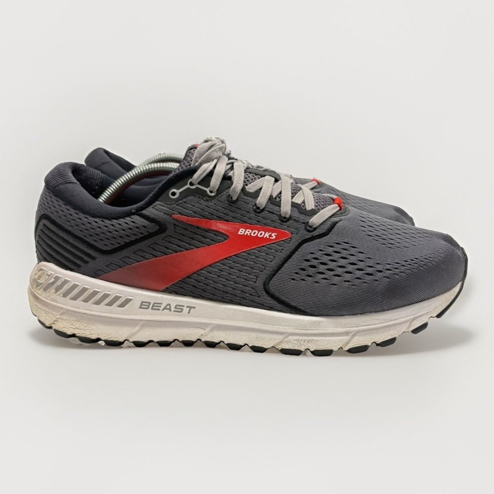 Brooks Beast 20 Mens Size 12 EE Wide Gray/Red Running Shoes 1103272E019